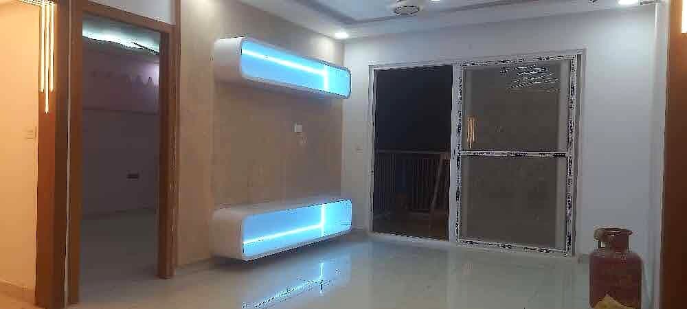 Teal Tv Wall Window Cove Light from an Abya completed interior project